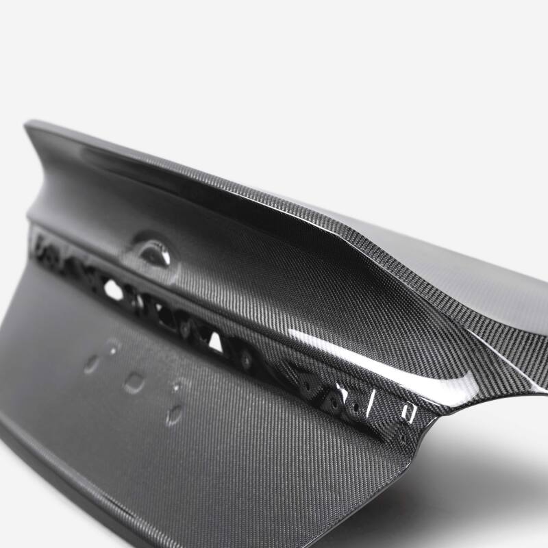 Seibon 2022 Subaru WRX C-style Carbon Fiber Trunk Lid - photo 3