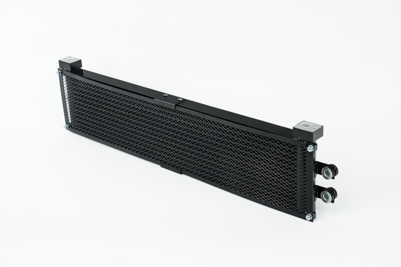 CSF engine oil cooler with rock guard for BMW M3/M4/M2C F8X