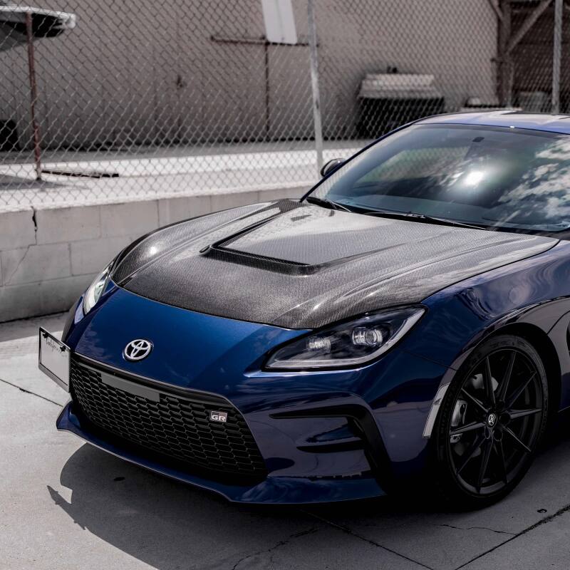Seibon 2022 Toyota GR86 / Subaru BRZ VS-Style Carbon Fiber Hood - photo 6