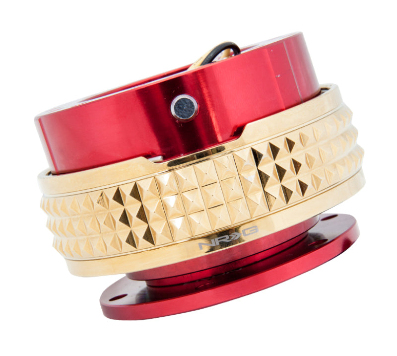 NRG Quick Release Kit - Pyramid Edition - Red Body / Chrome Gold Pyramid Ring (SRK-210RD/CG)