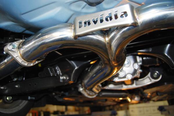 Invidia 2015+ Subaru WRX/STI 4Dr Q300 Twin Outlet Rolled Titanium Burnt Quad Tip Cat-Back Exhaust - photo 3