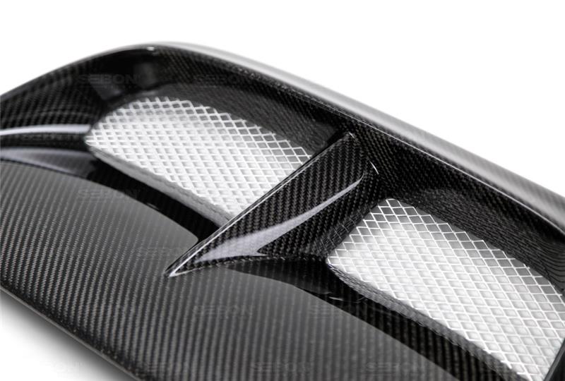 Seibon 2004-2005 Subaru WRX/STI CW Carbon Fiber Hood Scoop - photo 3