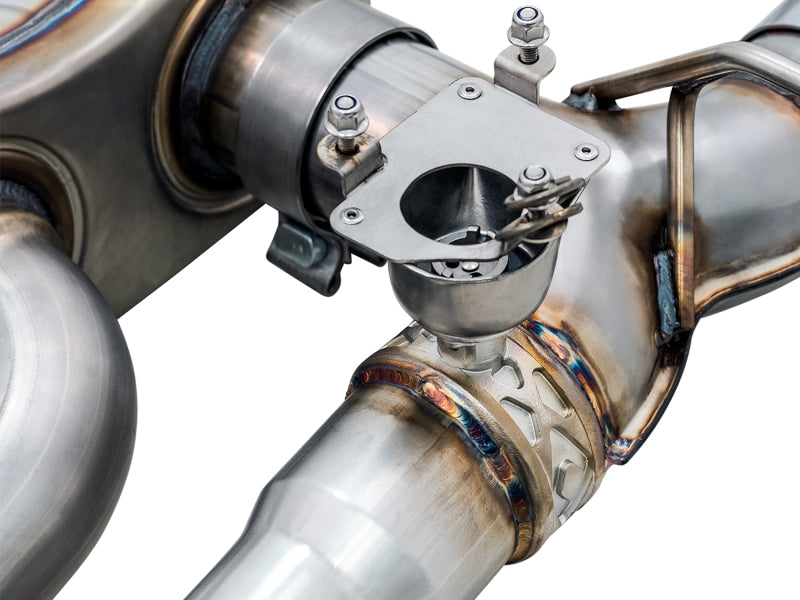 AWE Tuning BMW F8X M3/M4 SwitchPath Cat-Back Exhaust - Diamond Black Tips - photo 5