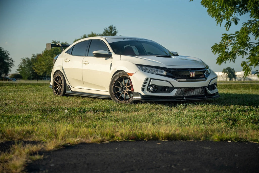 Side splitter installed along FK8 Honda Civic Type R rocker