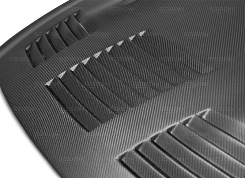 Seibon 2009-2015 Nissan GT-R R35 GTII Dry Carbon Hood - photo 3