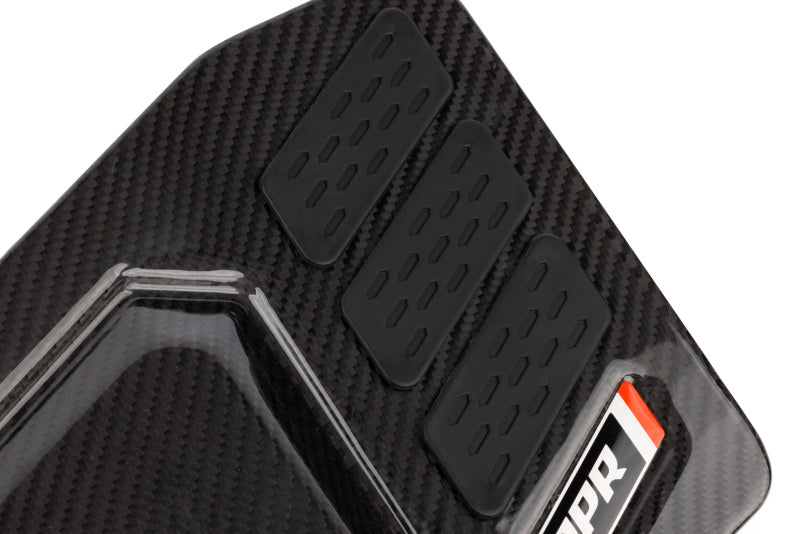 APR 2022-2024 Audi A3/A3 Quattro/S3/2022-2026 Volkswagen Golf R/GTI 2.0T Intake Port Covers - Carbon Fiber (aprCI100052-F) - photo 2