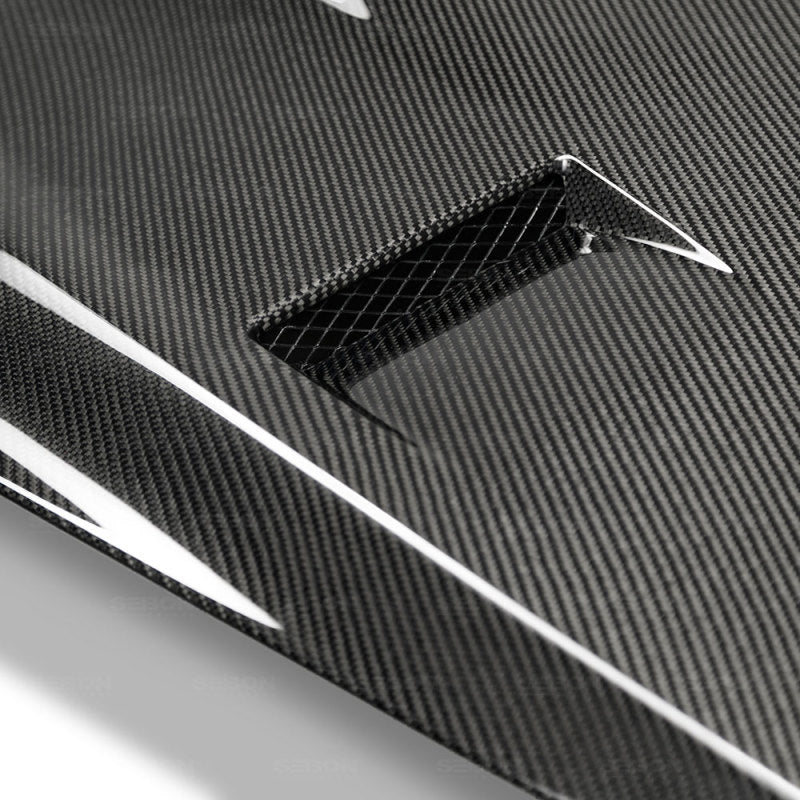 Seibon 2017-2018 Nissan GT-R R35 GTII-Style Carbon Fiber Hood - photo 5