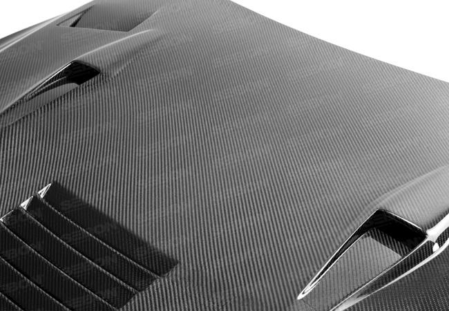 Seibon 2009-2012 Nissan GT-R R35 GTII-Style Carbon Fiber Hood - photo 2