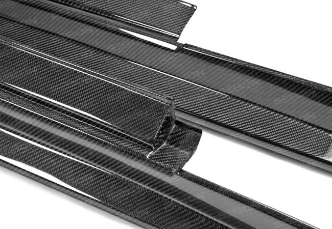 Seibon 2011-2013 Nissan GT-R R35 VS-Style Carbon Fiber Side Skirts (Pair) - photo 3
