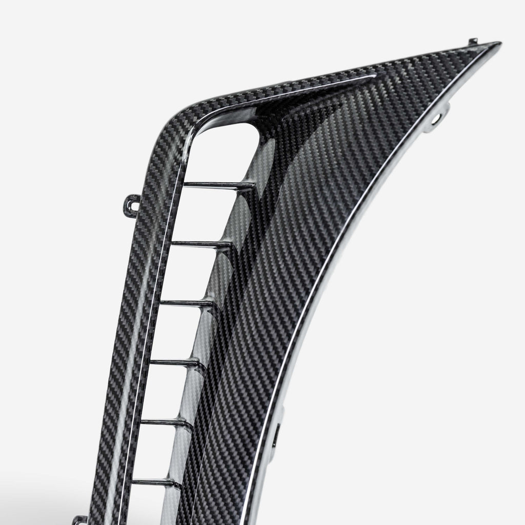 Seibon 2025-2026 Toyota GR Corolla Dry Carbon Fiber Bumper Insert - photo 4