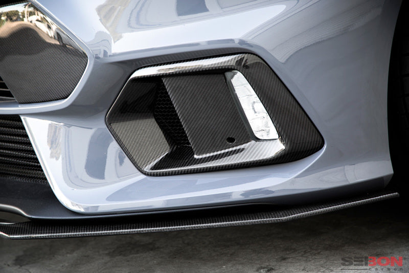 Seibon 2016-2018 Ford Focus RS Carbon Fiber Fog Light Surrounds - photo 2
