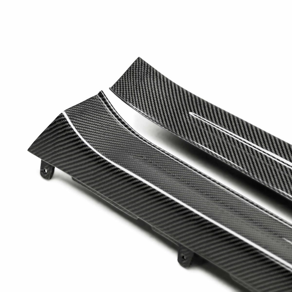 Seibon 2009-2010 Nissan GT-R R35 OEM Style Carbon Fiber Door Sills (Pair) (seiDS0910NSGTR) - photo 4