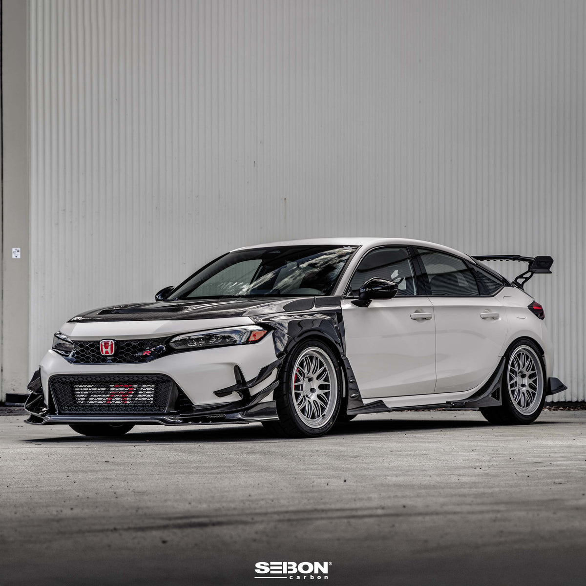 Seibon 2023-2024 Honda Civic Type R Carbon Fiber Fenders - photo 7
