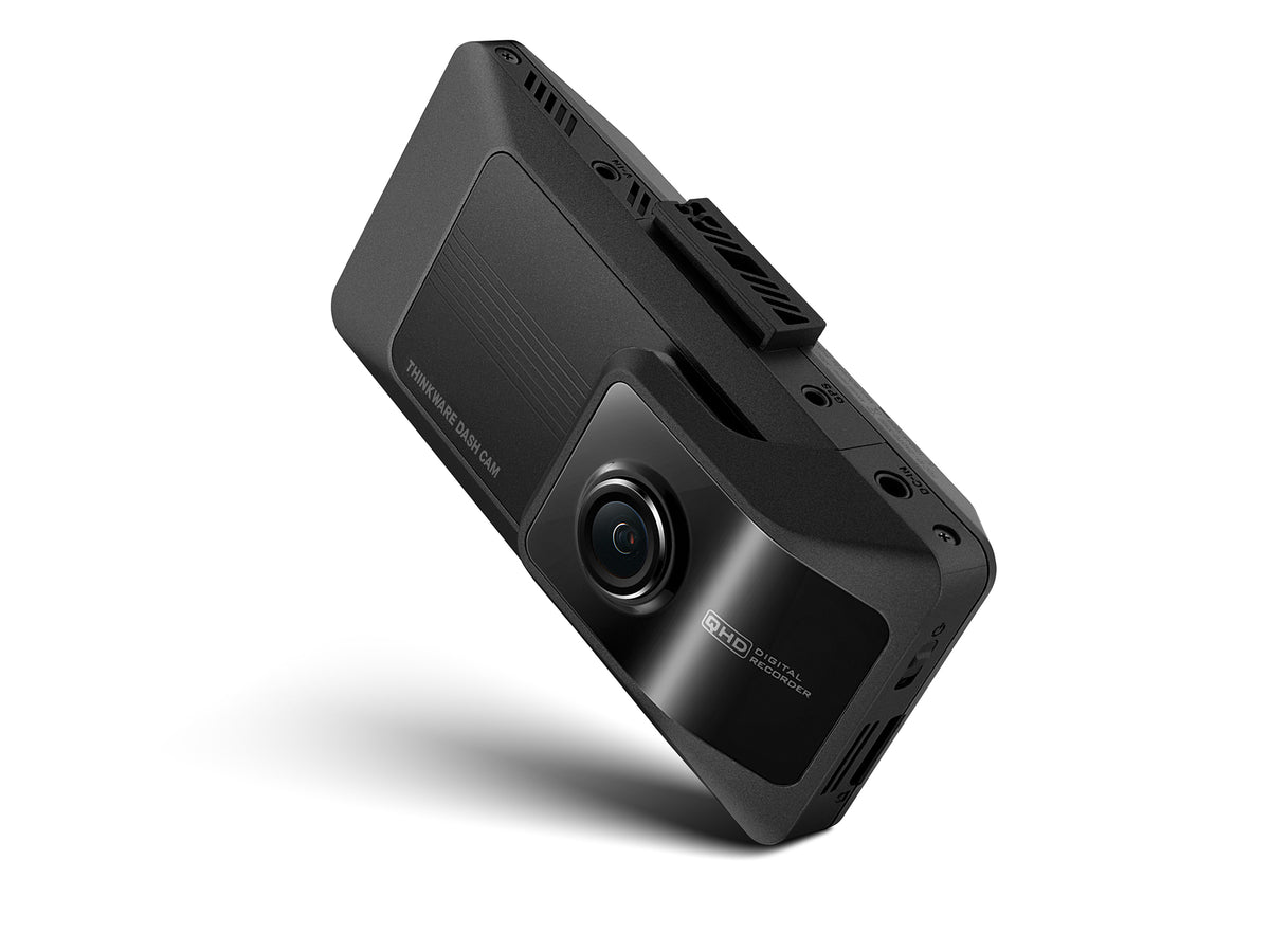 Thinkware X850 dash cam detail