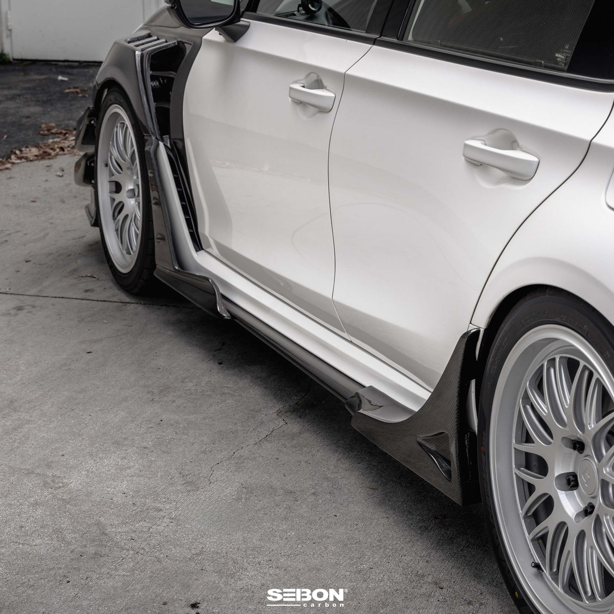 Seibon 2023-2025 Honda Civic Type R MB-Style Carbon Fiber Rear Side Skirt Extensions - photo 8
